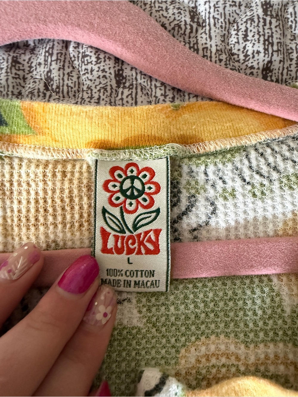 Lucky Brand Floral Henley Top in Yellow Green Black Vintage Y2K - Picture 3 of 3